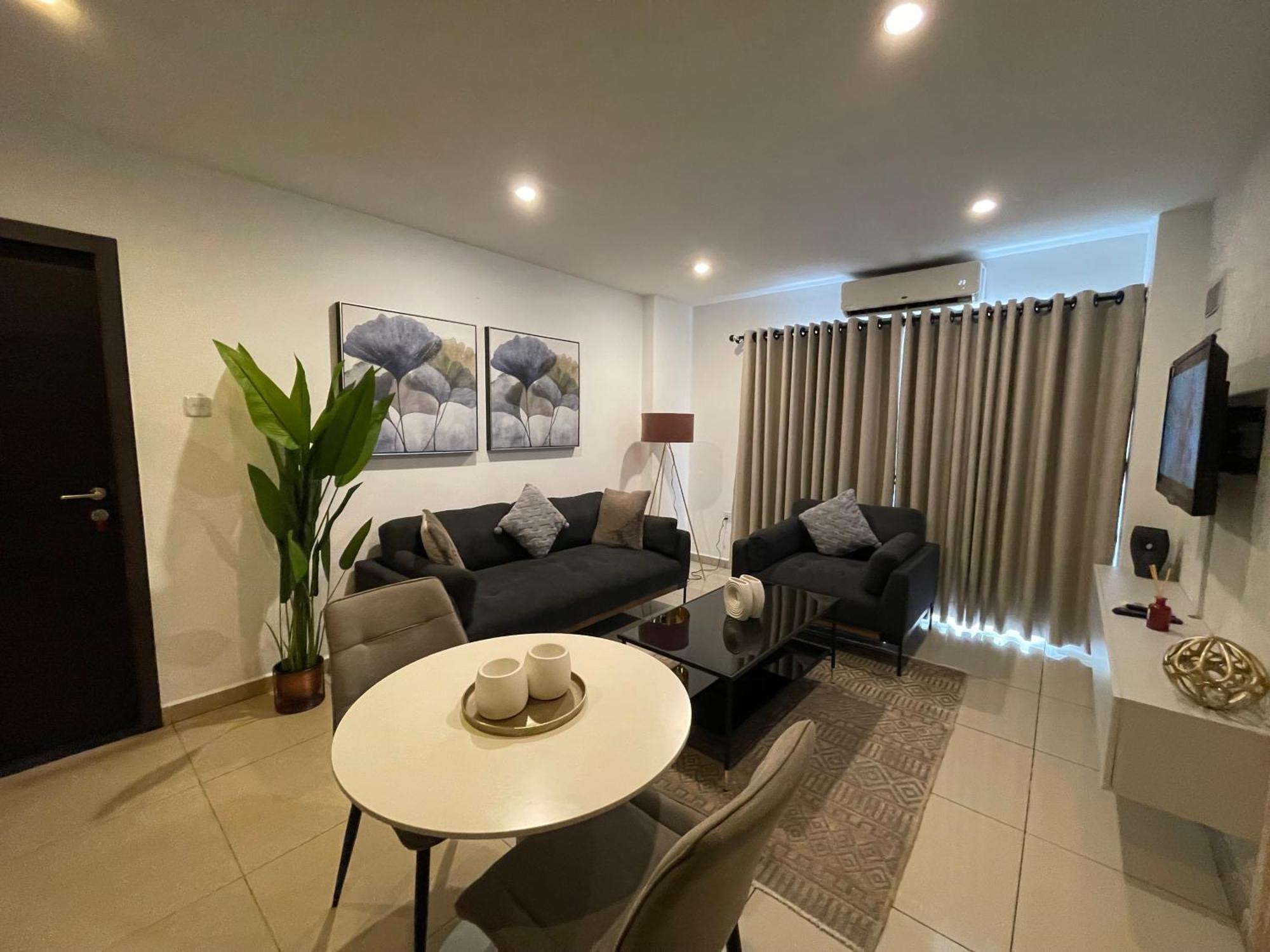The Gallery Suites By Olive Gold Akkra Exterior foto
