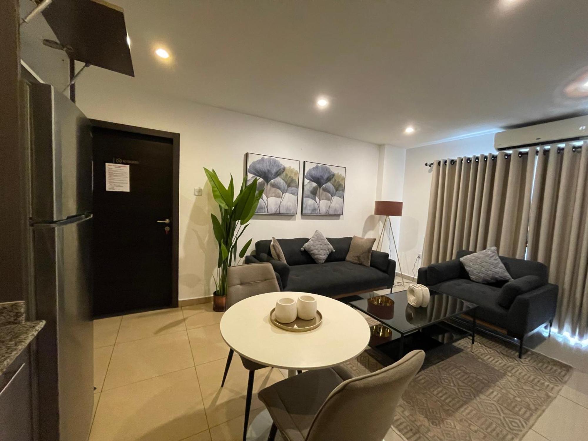 The Gallery Suites By Olive Gold Akkra Exterior foto